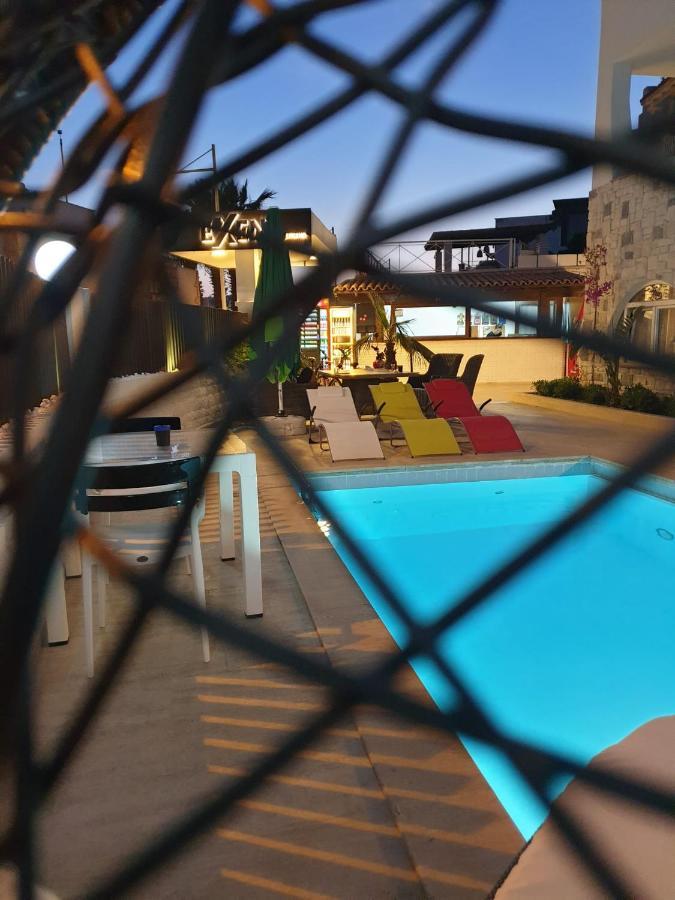 Hotel Exen By Weekend à Bodrum Extérieur photo